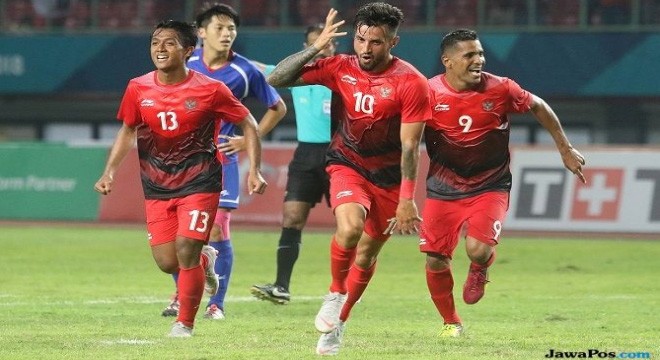 Persiapan panjang Timnas U-23 mulai menunjukkan hasil positif di laga pertama Asian Games 2018. (Chandra Satwika/Jawa Pos)