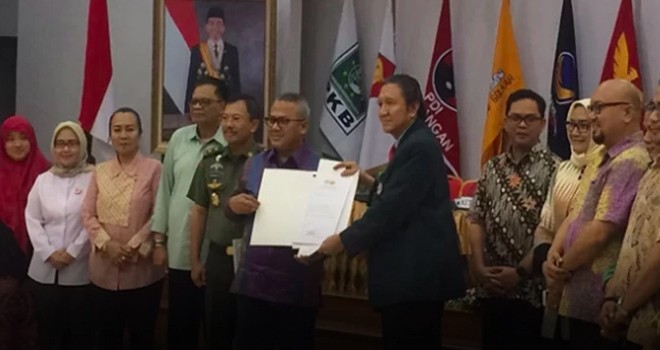 Hasil pemeriksaan kesehatan capres dan cawapres diserahkan ke KPU