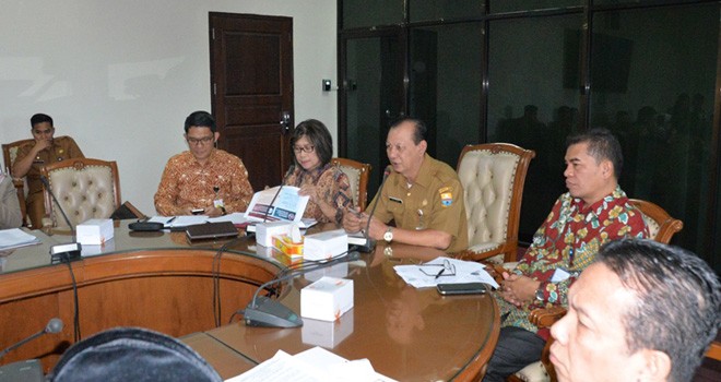 Rapat Koordinasi Terkait Suku Anak Dalam (SAD) di Provinsi Jambi, digelar di Ruang Utama Kantor Gubernur Jambi, Selasa (28/8).