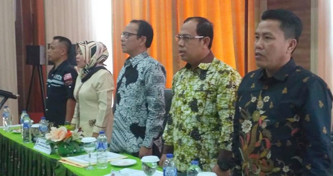 Lima Komisioner KPU Provinsi Jambi melakukan bimbingan teknis pelaporan dana kampanye bersama stackeholder beebrapa hari yang lalu.   