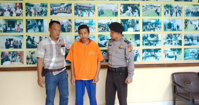 Pelaku pencabulan yang diamankan Polsek Tabir.