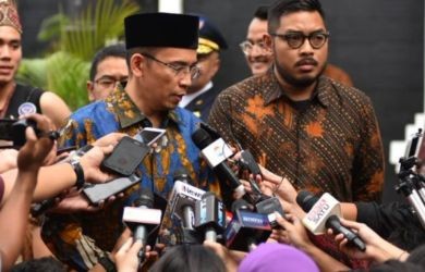 TGB ditemui Jokowi usai memberikan kuliah umum pada angkata ke-2 Pendidikan Akademi Bela Negara Partai Nasdem, di Gedung ABN Nasdem, Senin (16/7/2018)