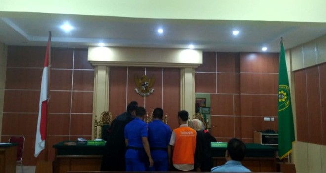 Suasana persidangan terdakwa Afrizal bin Ari di Pengadilan Negeri Jambi, Kamis (20/9).