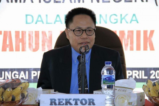 Ketua IAIN Kerinci Dr. Y Sonafis. M.Ag.