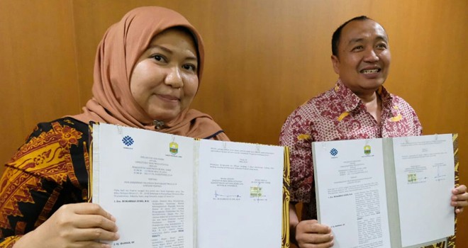 Bupati Muaro Jambi Hj Masnah Busro SE melakukan penandatanganan MoU dengan Direktorat Jenderal Bina Produksi RI.