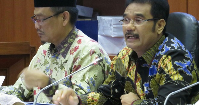 Sutan Adil Hendara (SAH).