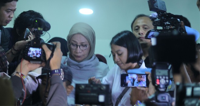Ratna.