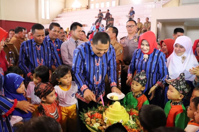 Bupati Bungo Rayakan Ulang Tahun Bersama anak PAUD.