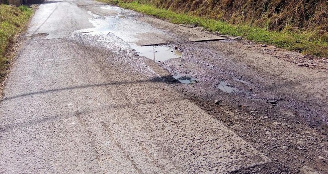 Salah Satu Titik Yang Sudah Lama di Piching, Namun belum dilakukan Hotmix.