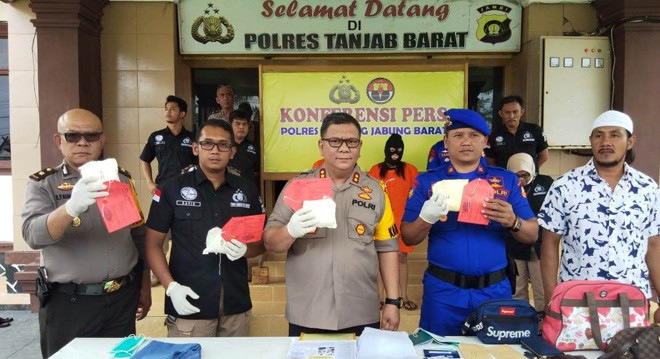 Pres release di Mapolres Tanjab Barat.