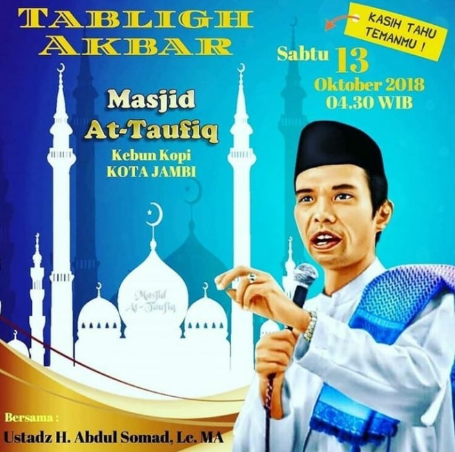 Tausiyah Subuh Ustad Abdul Somad di Masjid Attaufiq Kota Jambi.