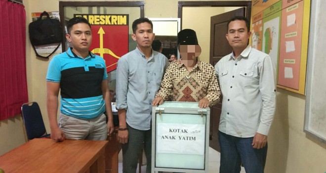 Pencuri Kotak Amal di Sungai Penuh saat Diamankan Polisi.