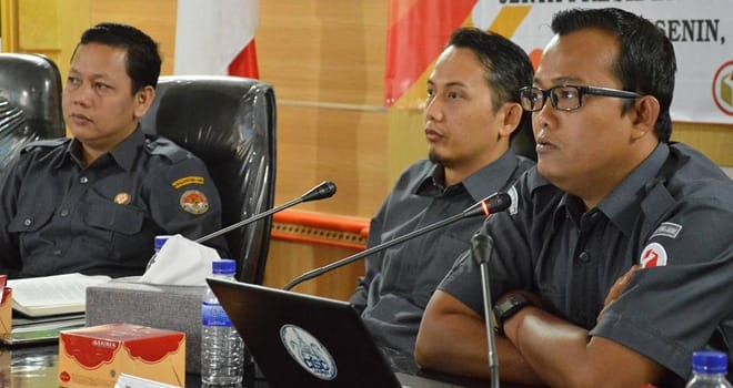 SOSIALISASI : Bawaslu Provinsi Jambi menggelar rapat koordinasi bersama peserta Pemilu untuk menghadapi kampanye yang sudah dimulai sejak 23 September kemarin.