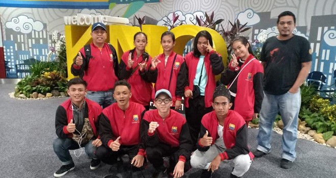 Petenis beregu Putra Jambi yang berjaya di Kejurwil 2018.