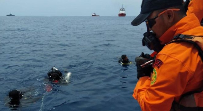 Tim SAR lakukan pencarian pesawat Lion Air JT 610/Ist.