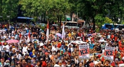 Aksi honorer K2 (kategori dua). Foto : JPNN