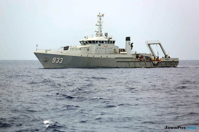 Tim SAR Gabungan terus melakukan pencarian bangkai pesawat Lion Air JT-610 yang jatuh di Perairan Tanjung Pakis, Karawang (DOK.FEDRIK TARIGAN/JAWA POS)