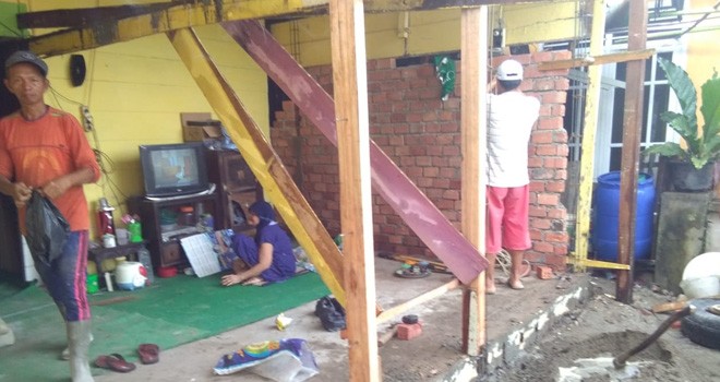 Salah satu rumah di Kelurahan Murni yang mendapatkan bantuan Bedrum dari Dinas PUPUR.