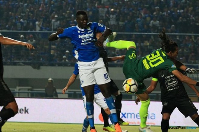 Persib tak mau mengulang kesalahan saat bertemu PSIS di Magelang. (liga-indonesia.id)