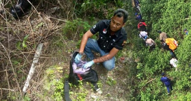 Bagian kepala korban pembunuhan sadis di Sungai Tabuk Kabupaten Banjar sudah ditemukan. Kerja bagus tim gabungan Polda Kalsel. (dok. Radar Banjarmasin/Jawa Pos Group)