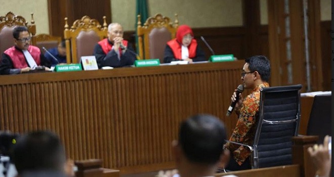 Gubernur Jambi Nonaktif Zumi Zola. Foto : Ismail Pohan / INDOPOS