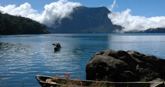 Objek wisata Danau Gunung Tujuh.