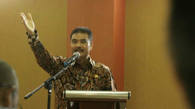 SAH di Sela - sela resesnya di Sei Gelam Jambi (19/12) kemarin. 