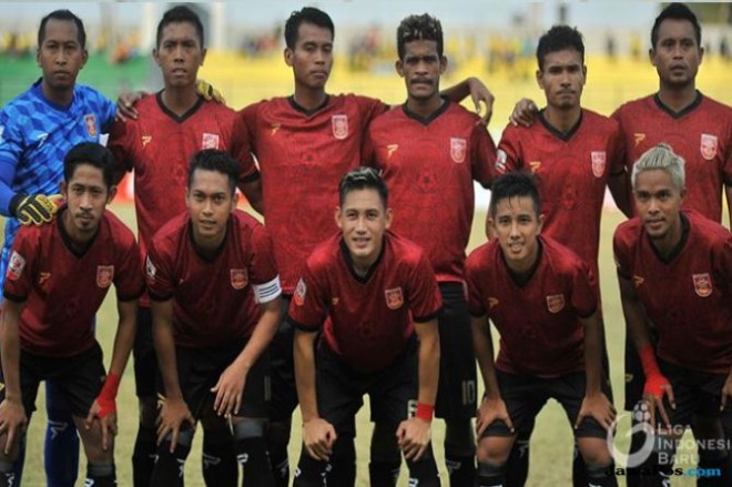 Starting XI PS Mojokerto Putra (Dok. Liga 2 2018)