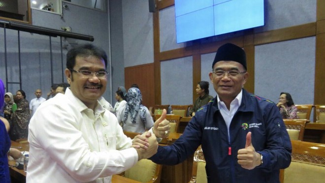 Sutan Adil Hendra (SAH). 