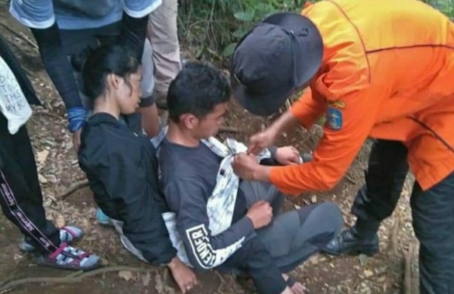 Pendaki Gunung Kerinci saat di Dievakuasi. Foto : Ist