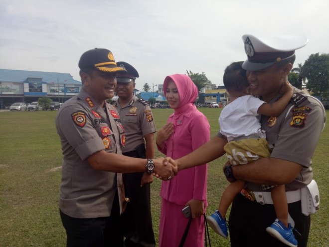 Kapolres saat pimpin Upacara Kenaikan Pangkat. Foto : Ist For Jambiupdate