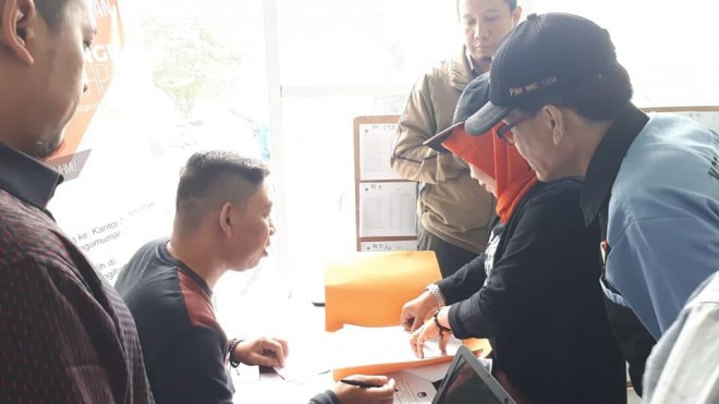 FOTO : FAIZARMAN/JE PEMILU : Komisioner KPU dan jajaran melakukan faktualisasi data pemilih dengan turun langsung ke tingkat bawah. Usai penetapan DPT, KPU fokus maksimalkan DPTb dan DPK.