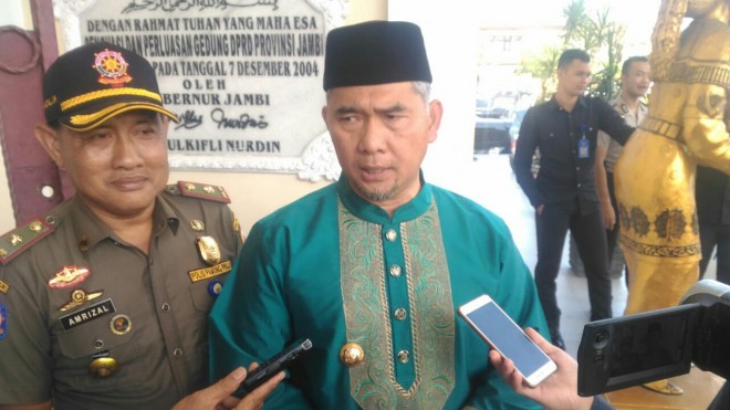 Walikota Jambi, Syarif Fasha.