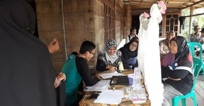 Komisi Pemilihan Umum (KPU) Provinsi Jambi mendatangi pemilih ditingkat bawah. Tingkatkan sosialisasi, Pemilu kerjar kelompok marginal. Foto : Ist