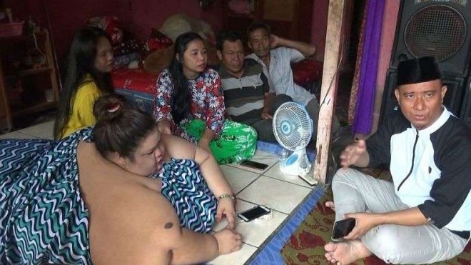 Wanita Tergemuk di Kalteng. Foto : net