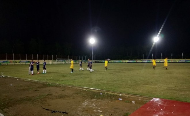 Pertandingan ke 20 lanjutan Gubernur Cup tahun 2019 antara tim Kabupaten Tebo melawan tim Kabupaten Muaro Jambi di Stadion Bumi Masurai. Foto : Wiwin / Jambiupdate