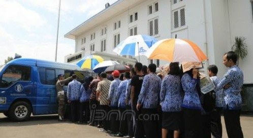 Rekrutmen calon PPPK (Pegawai Pemerintah dengan Perjanjian Kerja). Foto : JPNN