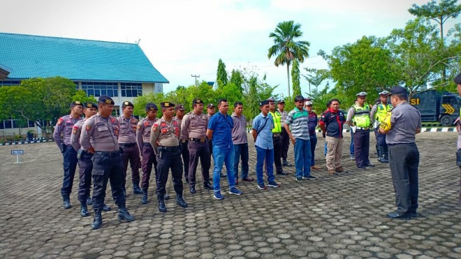 Dikerahkan 71 anggota Kepolisian untuk Pengamanan. 