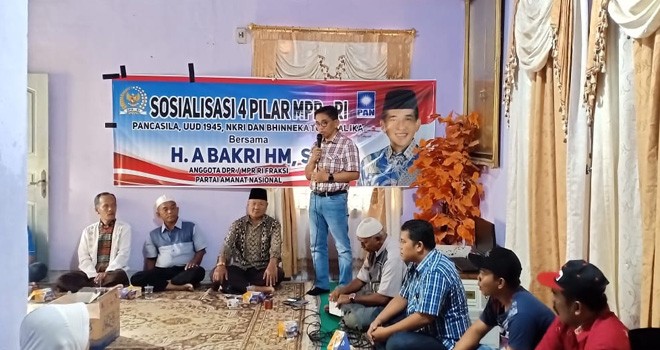 Anggota DPR RI Daerah Pemilihan (Dapil) Provinsi Jambi, H. Bakri, menggelar sosialisasi 4 Pilar Kebangsaan di Kota Jambi. Foto : ist