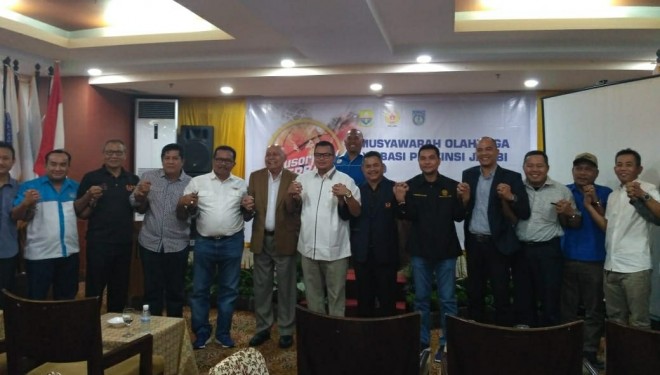 Kemas Faried Alfarely terpilih menjadi ketua umum Perbasi Provinsi Jambi secara aklamasi. Foto : Ist For Jambiupdate