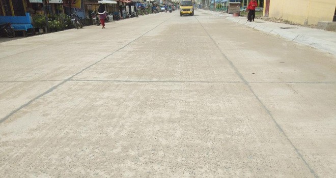 Telihat Jalan Patunas Sudah Timbul Batu. Foto : Gatot / Jambiupdate