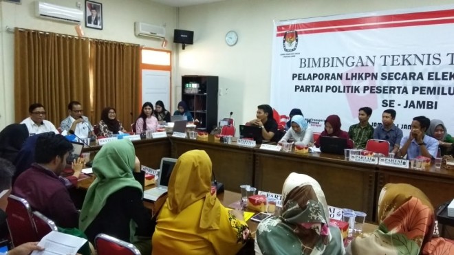 Tim Komisi Pemberantasan Korupsi (KPK) menggelar pertemuan dengan seluruh Partai Politik (Parpol) peserta Pemilu serentak 2019, di Provinsi Jambi. Foto : Ist