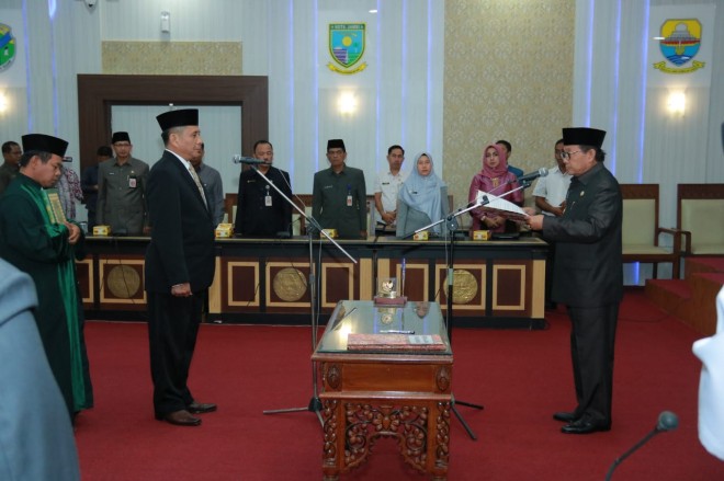 Hamdan Dilantik Plt Gubernur Jadi Kadiskop Baru. Foto : Ist