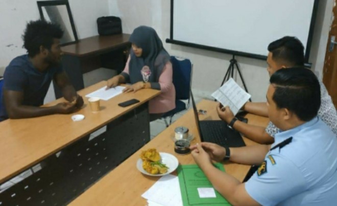Eks Pemain Arema Ditangkap Imigrasi Kerinci. Foto : Gusnadi / Jambiupdate