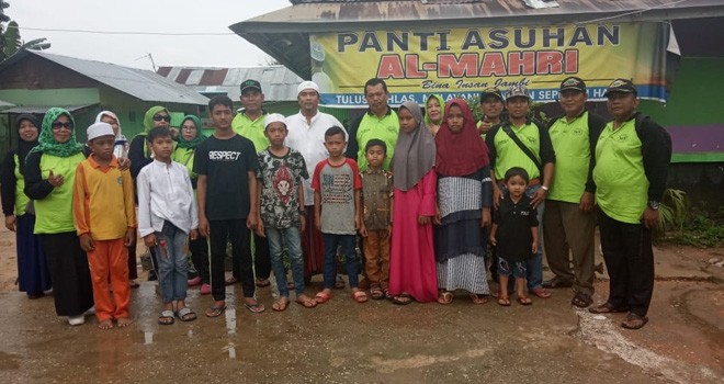 RAPI Wilayah 01 Kota Jambi usai memberikan santunan di Al Mahri. Foto : Ist
