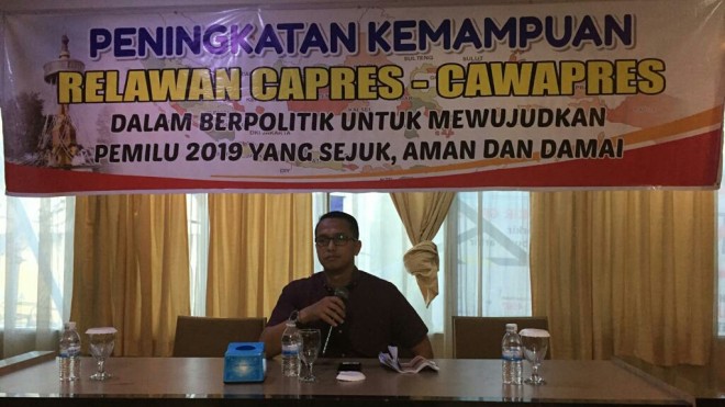 Kegiatan relawan capres dan cawapres di Hotel Duta kota Jambi. 