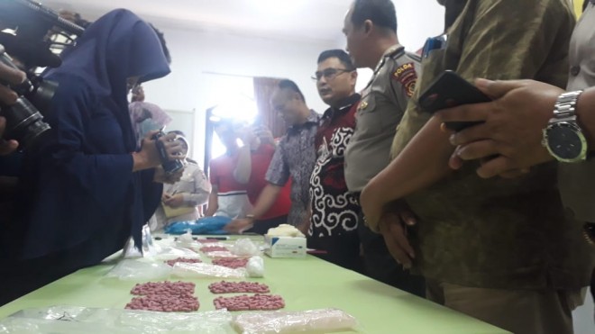 Polda Jambi, berhasil menggagalkan penyelundupan 4.000 butir pil ekstasi.