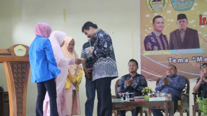 Sutan Adil Hendra 