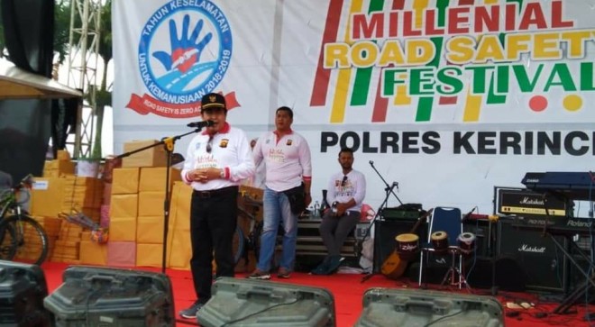 Wako AJB Ajak Generasi Millenial Peduli Keselamatan Lalu Lintas. Foto : Gusnadi / Jambiupdate