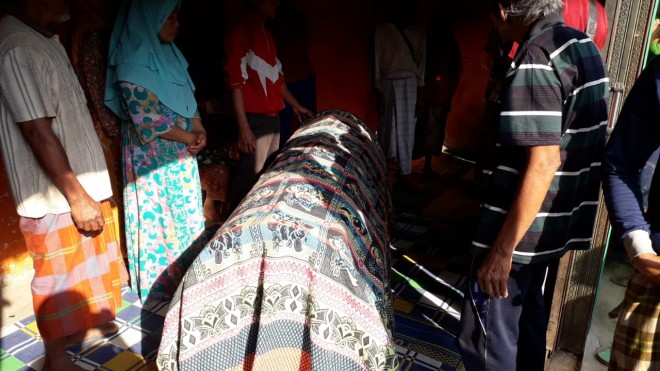 Remaja Desa Kuap Kecamatan Pemayung Apriyani (16) yang tenggelam akhirnya ditemukan, Sabtu (23/02).